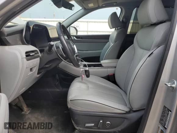 2024 Hyundai Palisade SEL с VIN KM8R4DGE8RU697472, выставлен на аукционе Copart как лот 71547575 с пробегом 54 357 миль миль и Чистый • Clean title. История ставок и продаж доступна на DreamBid. Изображение 7.