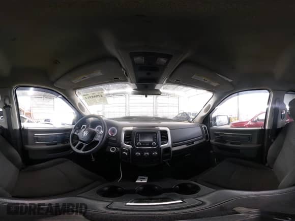 2019 Ram 1500 Warlock z VIN 1C6RR7GG9KS671366, wystawiony jako IAAI lot #42888914 z przebiegiem 76 421 mil mil oraz . Historia ofert i sprzedaży dostępna na DreamBid. Obrazek 19.