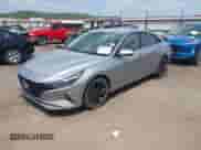 2021 Hyundai Elantra SEL с VIN 5NPLM4AG5MH008477, выставлен на аукционе IAAI как лот 42886500 с пробегом 76 720 миль миль и . История ставок и продаж доступна на DreamBid. Изображение 2.