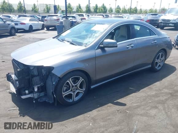 2018 Mercedes-Benz CLA 250 с VIN WDDSJ4EB2JN531878, выставлен на аукционе IAAI как лот 43084538 с пробегом 65 539 миль миль и . История ставок и продаж доступна на DreamBid. Изображение 19.