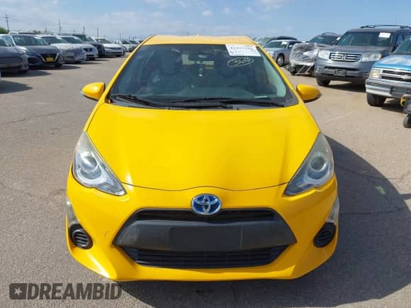 2015 Toyota Prius One z VIN JTDKDTB34F1088656, wystawiony jako IAAI lot #42437290 z przebiegiem 147 044 mil mil oraz . Historia ofert i sprzedaży dostępna na DreamBid. Obrazek 13.