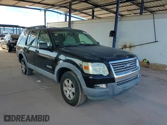 2006 Ford Explorer XLT with VIN 1FMEU63E56ZA14934, listed as a Copart auction lot 80158305 with 121,323 mi miles and Salvage title. Bid and sale history available at DreamBid. Image 14.