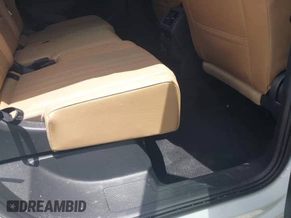 2024 Volkswagen Tiguan SE с VIN 3VVNB7AX8RM055442, выставлен на аукционе IAAI как лот 42528863 с пробегом 15 186 миль миль и . История ставок и продаж доступна на DreamBid. Изображение 8.