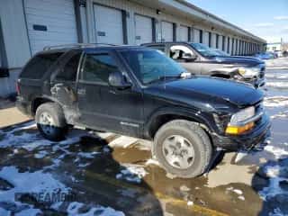 1998 Chevrolet Blazer LS с VIN 1GNCT18W7WK214281, выставлен на аукционе Copart как лот 45454165 с пробегом 151 744 миль миль и Списание • Salvage title. История ставок и продаж доступна на DreamBid. Изображение 4.