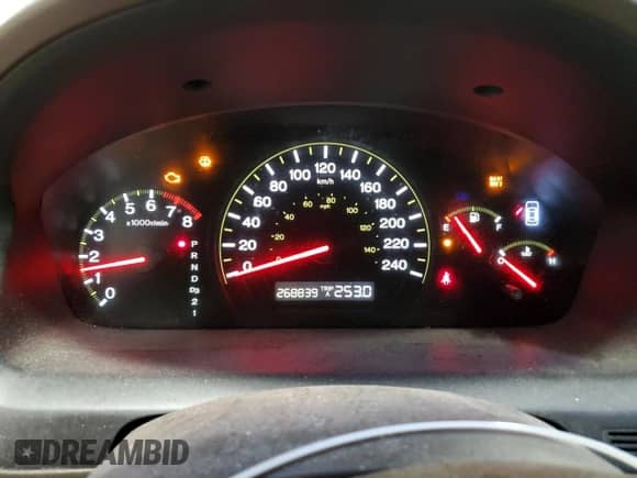 2003 Honda Accord LX z VIN 1HGCM56443A816895, wystawiony jako Copart lot #60211995 z przebiegiem 268 839 mil mil oraz Czysty tytuł • Clean title. Historia ofert i sprzedaży dostępna na DreamBid. Obrazek 9.