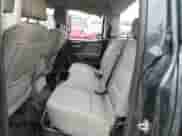 2018 GMC Sierra 1500 z VIN 1GTR1LEC4JZ282875, wystawiony jako Copart lot #86800714 z przebiegiem 163 872 mil mil oraz Szkoda całkowita • Salvage title. Historia ofert i sprzedaży dostępna na DreamBid. Obrazek 10.