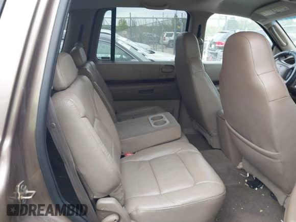 2001 Dodge Durango z VIN 1B4HS28N11F563885, wystawiony jako IAAI lot #43101777 z przebiegiem 149 140 mil mil oraz . Historia ofert i sprzedaży dostępna na DreamBid. Obrazek 8.