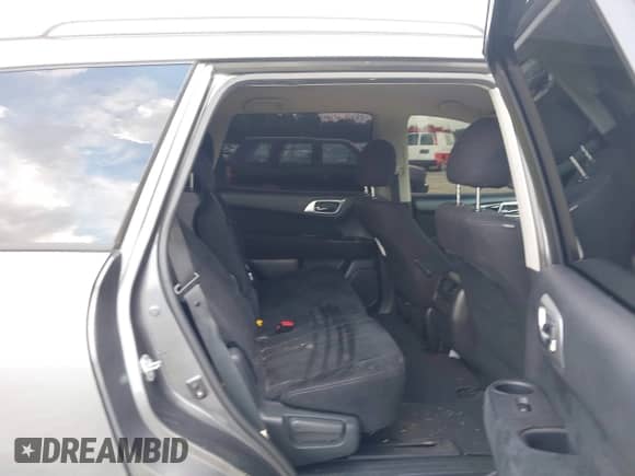 2015 Nissan Pathfinder SL z VIN 5N1AR2MN2FC650379, wystawiony jako IAAI lot #43055959 z przebiegiem 188 326 mil mil oraz . Historia ofert i sprzedaży dostępna na DreamBid. Obrazek 8.