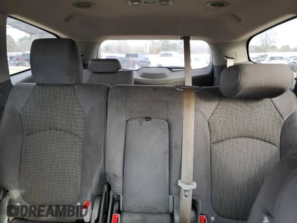 2014 Chevrolet Traverse LS z VIN 1GNKRFKD1EJ249806, wystawiony jako Copart lot #44706385 z przebiegiem 232 862 mil mil oraz Szkoda całkowita • Salvage title. Historia ofert i sprzedaży dostępna na DreamBid. Obrazek 10.