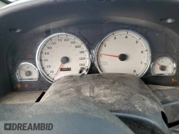 2005 Saturn VUE with VIN 5GZCZ33D25S868871, listed as a Copart auction lot 45815635 with 168,516 mi miles and Salvage title. Bid and sale history available at DreamBid. Image 9.