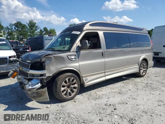2022 Chevrolet Express Cargo с VIN 1GCWGBF70N1172147, выставлен на аукционе Copart как лот 63378315 с пробегом 97 102 миль миль и Списание • Salvage title. История ставок и продаж доступна на DreamBid. Изображение 1.