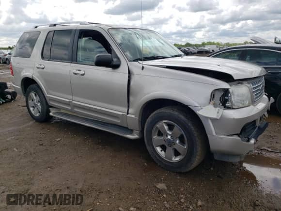 2003 Ford Explorer Limited z VIN 1FMDU75W43ZA67594, wystawiony jako Copart lot #54371714 z przebiegiem 198 429 mil mil oraz Szkoda całkowita • Salvage title. Historia ofert i sprzedaży dostępna na DreamBid. Obrazek 4.