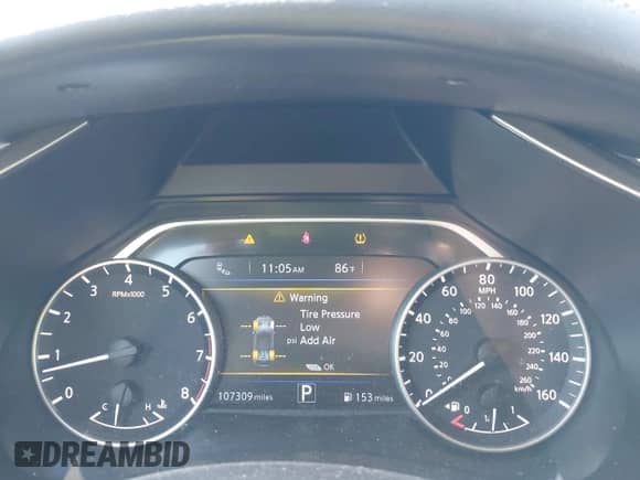 2017 Nissan Murano S with VIN 5N1AZ2MH4HN200072, listed as a IAAI auction lot 42881413 with 107,309 mi miles and . Bid and sale history available at DreamBid. Image 7.