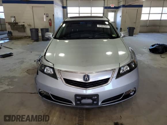 2012 Acura TL Technology с VIN 19UUA8F53CA039374, выставлен на аукционе Copart как лот 87002595 с пробегом 229 059 миль миль и Чистый • Clean title. История ставок и продаж доступна на DreamBid. Изображение 5.