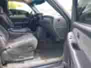 2002 Chevrolet Silverado 2500HD LS с VIN 1GCHK23U12F195114, выставлен на аукционе IAAI как лот 42514216 с пробегом 315 177 миль миль и . История ставок и продаж доступна на DreamBid. Изображение 5.