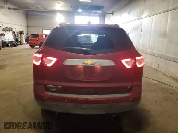 2017 Chevrolet Traverse LT with VIN 1GNKRGKD4HJ325366, listed as a Copart auction lot 81798115 with 142,213 mi miles and Clean title. Bid and sale history available at DreamBid. Image 6.