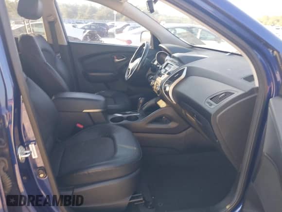2010 Hyundai Tucson Limited с VIN KM8JU3AC8AU071813, выставлен на аукционе IAAI как лот 43218460 с пробегом 141 844 миль миль и . История ставок и продаж доступна на DreamBid. Изображение 5.