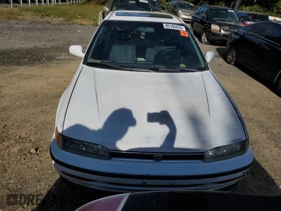 1992 Honda Accord с VIN 1HGCB7277NA020517, выставлен на аукционе Copart как лот 85185835 с пробегом 280 563 миль миль и Списание • Salvage title. История ставок и продаж доступна на DreamBid. Изображение 5.