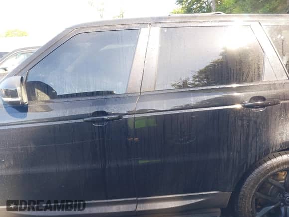 2015 Land Rover Range Rover Sport Supercharged with VIN SALWR2TF5FA613433, listed as a IAAI auction lot 42274405 with 137,890 mi miles and . Bid and sale history available at DreamBid. Image 15.