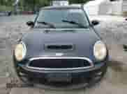 2009 MINI Hardtop S with VIN WMWMF73539TW86916, listed as a Copart auction lot 83832935 with 94,290 mi miles and Clean title. Bid and sale history available at DreamBid. Image 5.