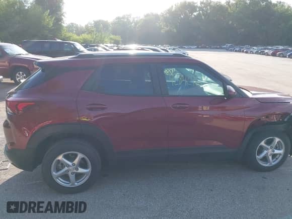 2024 Chevrolet TrailBlazer LT с VIN KL79MPSL3RB216595, выставлен на аукционе IAAI как лот 42842465 с пробегом 11 989 миль миль и . История ставок и продаж доступна на DreamBid. Изображение 13.