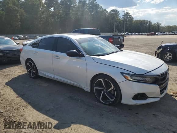 2021 Honda Accord Sport with VIN 1HGCV2F32MA029030, listed as a Copart auction lot 84632395 with 110,476 mi miles and Salvage title. Bid and sale history available at DreamBid. Image 4.