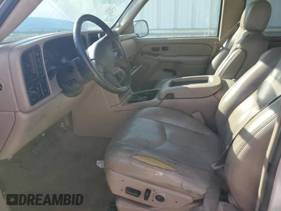 2005 GMC Sierra 1500 SLE z VIN 2GTEK13T751149044, wystawiony jako Copart lot #81904825 z przebiegiem Nie podano mil oraz Szkoda całkowita • Salvage title. Historia ofert i sprzedaży dostępna na DreamBid. Obrazek 7.