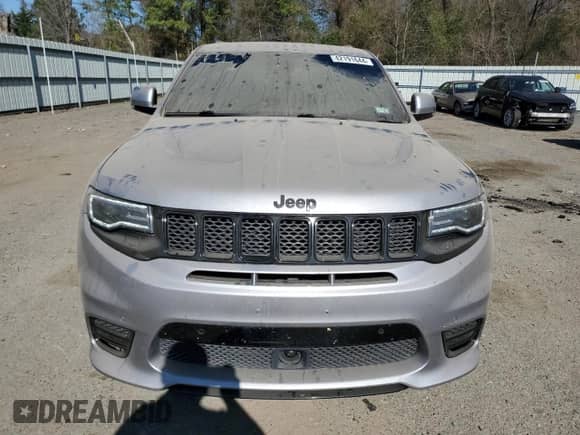 2018 Jeep Grand Cherokee SRT с VIN 1C4RJFDJ1JC473268, выставлен на аукционе Copart как лот 42191644 с пробегом 58 761 миль миль и Чистый • Clean title. История ставок и продаж доступна на DreamBid. Изображение 5.