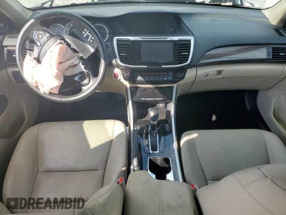 2017 Honda Accord EX-L with VIN 1HGCR3F87HA029603, listed as a Copart auction lot 82331405 with 51,415 mi miles and Salvage title. Bid and sale history available at DreamBid. Image 8.