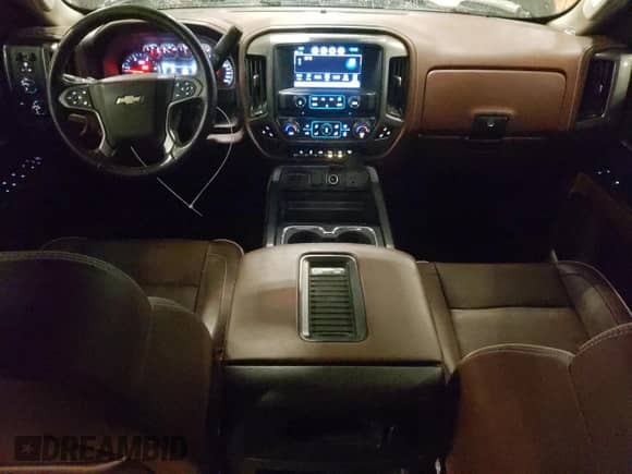 2019 Chevrolet Silverado 3500HD High Country with VIN 1GC4KYEY3KF166649, listed as a Copart auction lot 85492684 with 113,298 mi miles and Salvage title. Bid and sale history available at DreamBid. Image 8.