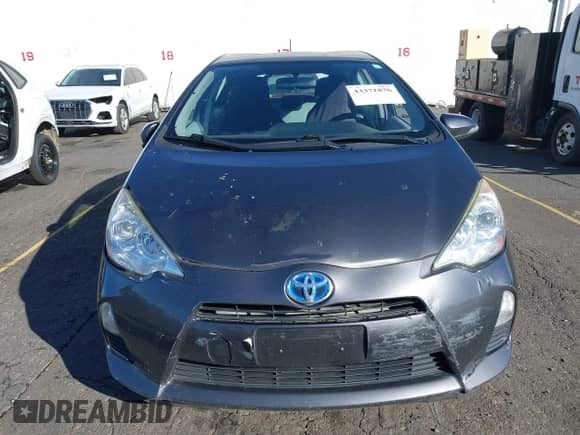 2014 Toyota Prius Two with VIN JTDKDTB31E1572282, listed as a IAAI auction lot 43371876 with 109,983 mi miles and . Bid and sale history available at DreamBid. Image 12.