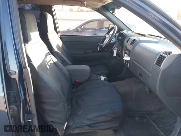 2004 Chevrolet Colorado 1SB LS Z85 с VIN 1GCDT136248215241, выставлен на аукционе IAAI как лот 41091680 с пробегом 246 095 миль миль и . История ставок и продаж доступна на DreamBid. Изображение 5.