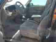 2006 Toyota Tundra Limited z VIN 5TBET38146S513245, wystawiony jako Copart lot #66327755 z przebiegiem 235 659 mil mil oraz Szkoda całkowita • Salvage title. Historia ofert i sprzedaży dostępna na DreamBid. Obrazek 7.