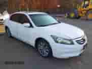 2011 Honda Accord EX-L с VIN 1HGCP2F88BA017905, выставлен на аукционе IAAI как лот 43553057 с пробегом 296 939 миль миль и . История ставок и продаж доступна на DreamBid. Изображение 1.