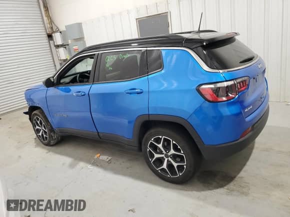 2025 Jeep Compass Limited with VIN 3C4NJDCN5ST511985, listed as a Copart auction lot 89178105 with 9,860 mi miles and Clean title. Bid and sale history available at DreamBid. Image 2.