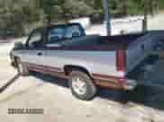 1993 Chevrolet Silverado 1500 с VIN 1GCDC14K2PZ162258, выставлен на аукционе Copart как лот 80325285 с пробегом 223 000 миль миль и Списание • Salvage title. История ставок и продаж доступна на DreamBid. Изображение 2.