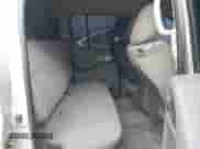 2014 Nissan Frontier SV z VIN 1N6AD0ER7EN727983, wystawiony jako IAAI lot #43329821 z przebiegiem Nie podano mil oraz . Historia ofert i sprzedaży dostępna na DreamBid. Obrazek 8.