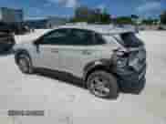 2022 Hyundai Kona SE с VIN KM8K22AB7NU821459, выставлен на аукционе Copart как лот 60197995 с пробегом 32 685 миль миль и Списание • Salvage title. История ставок и продаж доступна на DreamBid. Изображение 2.