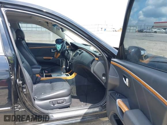 2007 Hyundai Azera SE z VIN KMHFC46F27A233768, wystawiony jako IAAI lot #42137357 z przebiegiem 224 092 mil mil oraz . Historia ofert i sprzedaży dostępna na DreamBid. Obrazek 5.