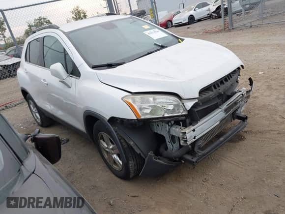 2015 Chevrolet Trax LT with VIN 3GNCJLSB4FL256154, listed as a IAAI auction lot 43273524 with 72,460 mi miles and . Bid and sale history available at DreamBid. Image 1.