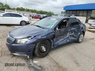 2014 Chevrolet Cruze LS with VIN 1G1PB5SH1E7279250, listed as a Copart auction lot 68372345 with 136,411 mi miles and Salvage title. Bid and sale history available at DreamBid. Image 1.