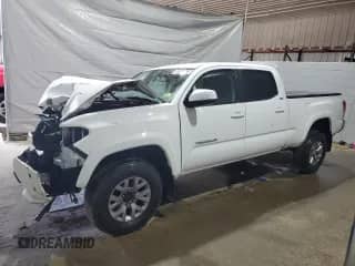 2017 Toyota Tacoma SR5 с VIN 3TMDZ5BN9HM013576, выставлен на аукционе Copart как лот 57413685 с пробегом 72 665 миль миль и Списание • Salvage title. История ставок и продаж доступна на DreamBid. Изображение 1.