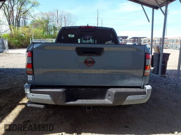 2022 Nissan Frontier SV with VIN 1N6ED1EK5NN685565, listed as a IAAI auction lot 42091479 with 61,914 mi miles and . Bid and sale history available at DreamBid. Image 17.