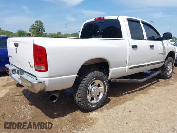2006 Dodge 2500 SLT with VIN 3D7KS28C36G230672, listed as a IAAI auction lot 41975152 with 190,500 mi miles and . Bid and sale history available at DreamBid. Image 4.