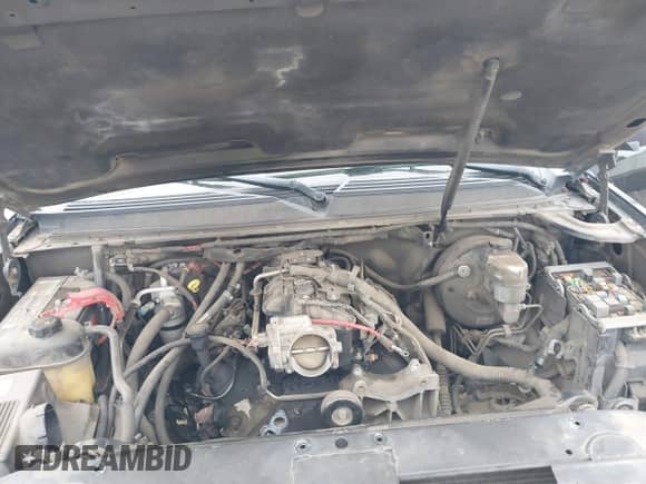 2008 Chevrolet Avalanche LTZ z VIN 3GNFK12318G102441, wystawiony jako IAAI lot #43116648 z przebiegiem 236 751 mil mil oraz . Historia ofert i sprzedaży dostępna na DreamBid. Obrazek 10.