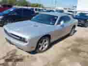 2010 Dodge Challenger SE с VIN 2B3CJ4DV3AH322363, выставлен на аукционе IAAI как лот 43552560 с пробегом 168 371 миль миль и . История ставок и продаж доступна на DreamBid. Изображение 2.