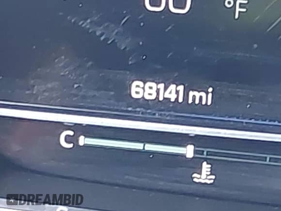 2022 Chevrolet Suburban Z71 with VIN 1GNSKDKD5NR110949, listed as a IAAI auction lot 41556533 with 68,141 mi miles and . Bid and sale history available at DreamBid. Image 16.
