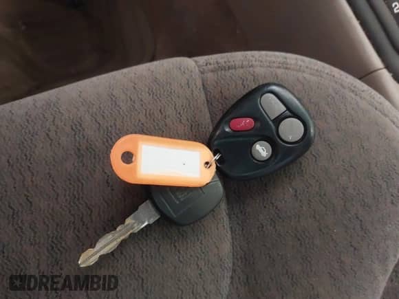 2004 Chevrolet Malibu Classic z VIN 1G1ND52F34M603489, wystawiony jako IAAI lot #42285967 z przebiegiem 146 882 mil mil oraz . Historia ofert i sprzedaży dostępna na DreamBid. Obrazek 11.