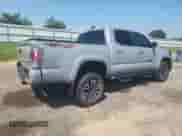 2020 Toyota Tacoma SR5 z VIN 3TMCZ5AN3LM365185, wystawiony jako Copart lot #65887715 z przebiegiem 123 533 mil mil oraz Szkoda całkowita • Salvage title. Historia ofert i sprzedaży dostępna na DreamBid. Obrazek 3.