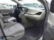 2019 Toyota Sienna LE with VIN 5TDJZ3DC1KS223793, listed as a IAAI auction lot 42386226 with 165,835 mi miles and . Bid and sale history available at DreamBid. Image 5.